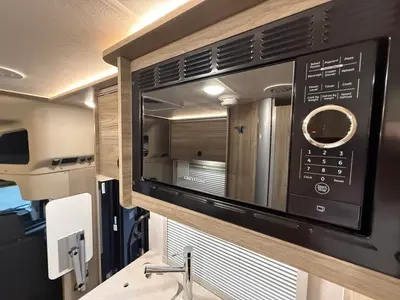 2027 Winnebago Ekko photo 8