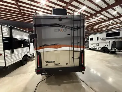 2027 Winnebago Ekko photo 15