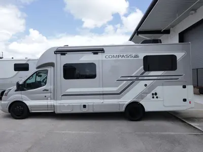 2027 Thor Motor Coach Compass AWD photo 27