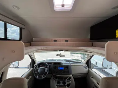 2027 Thor Motor Coach Chateau photo 4