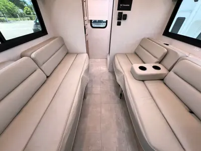 2027 Thor Motor Coach Chateau photo 17