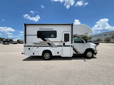 2027 Thor Motor Coach Chateau photo 21