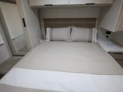 2027 Thor Motor Coach Chateau photo 18