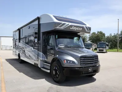 2027 Jayco Seneca exterior