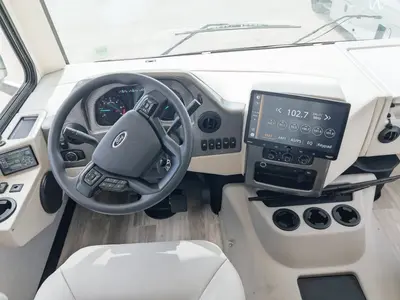 2027 Thor Motor Coach Windsport photo 2