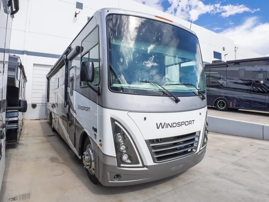 2027 Thor Motor Coach Windsport exterior