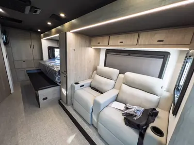 2027 Grand Design Lineage Series M photo 7
