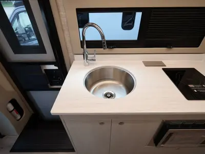 2027 Tiffin Motorhomes Wayfarer photo 8