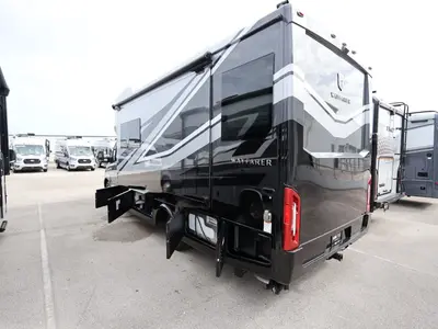 2027 Tiffin Motorhomes Wayfarer photo 25