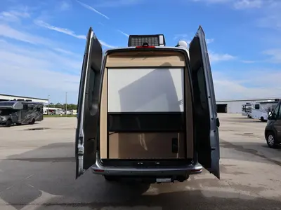 2027 Entegra Coach Insignia photo 20