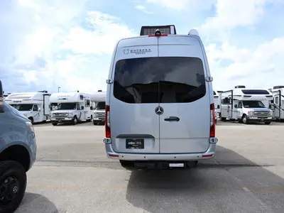 2027 Entegra Coach Insignia photo 19