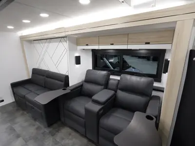 2027 Jayco Melbourne Prestige photo 15