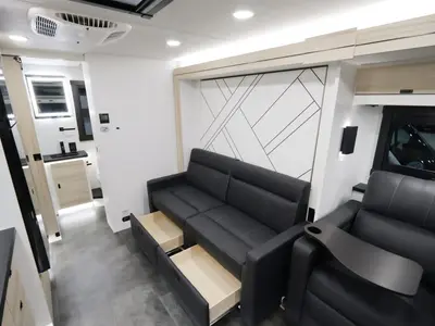 2027 Jayco Melbourne Prestige photo 20