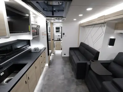 2027 Jayco Melbourne Prestige photo 5