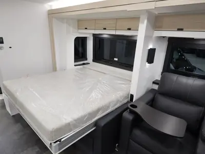2027 Jayco Melbourne Prestige photo 21