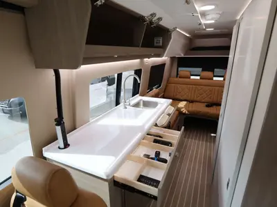 2027 Entegra Coach Insignia photo 10