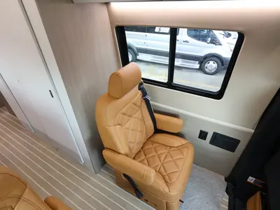 2027 Entegra Coach Insignia photo 12