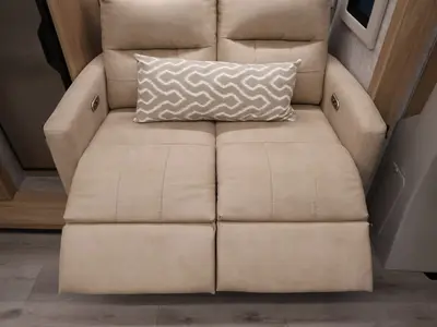 2027 Tiffin Motorhomes Wayfarer photo 15