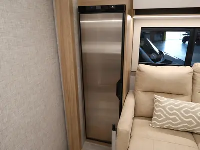 2027 Tiffin Motorhomes Wayfarer photo 19