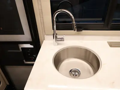 2027 Tiffin Motorhomes Wayfarer photo 8