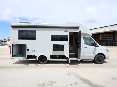 2027 Tiffin Motorhomes Wayfarer photo 22