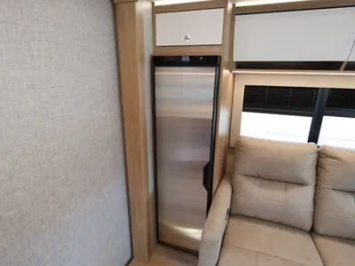 2027 Tiffin Motorhomes Wayfarer photo 15