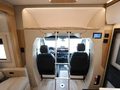 2027 Tiffin Motorhomes Wayfarer photo 4