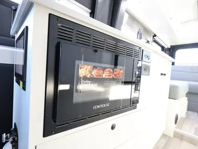 2027 Pleasure Way Lexor photo 7