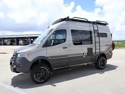 2027 Storyteller Overland Beast Mode photo 19