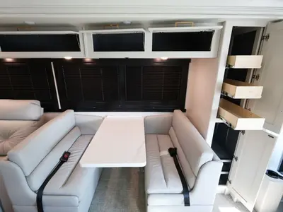 2027 Fleetwood Bounder photo 19