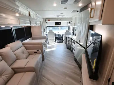 2027 Fleetwood Bounder photo 3