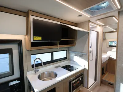 2027 Tiffin Motorhomes Wayfarer photo 13