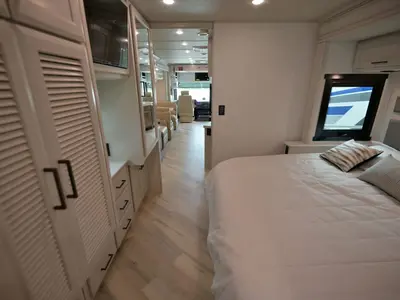 2027 Fleetwood Bounder photo 30
