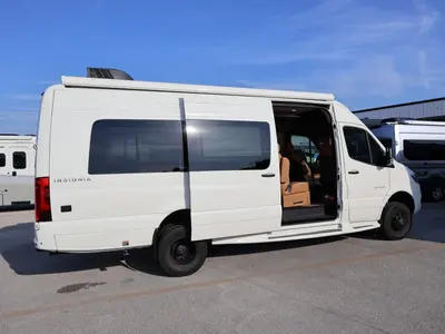 2027 Entegra Coach Insignia photo 19