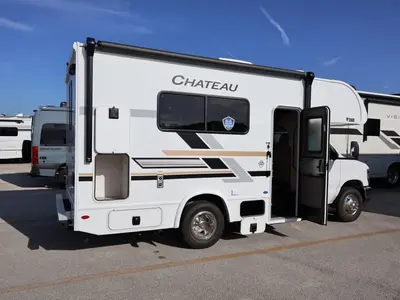 2027 Thor Motor Coach Chateau photo 23