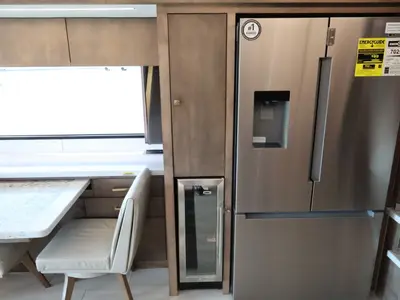 2027 Tiffin Motorhomes Zephyr photo 18