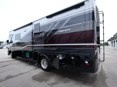2027 Jayco Precept photo 29