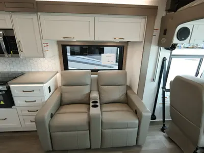 2027 Jayco Precept photo 7