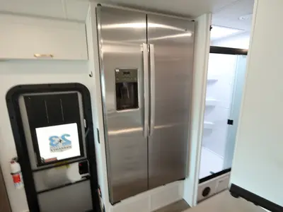 2027 Jayco Precept photo 21