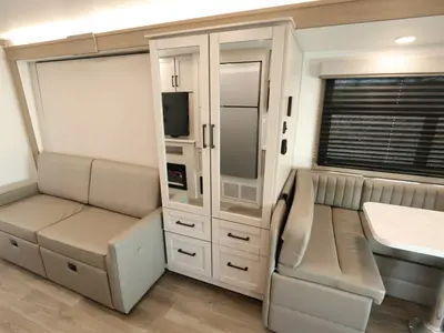 2027 Entegra Coach Odyssey photo 17