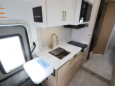 2027 Thor Motor Coach Chateau photo 6