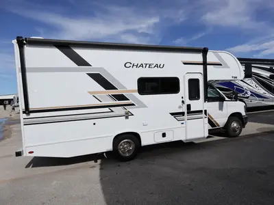 2027 Thor Motor Coach Chateau photo 25