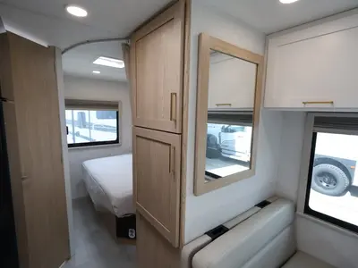 2027 Thor Motor Coach Chateau photo 17