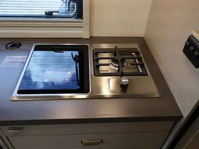 2027 Winnebago Navion photo 8