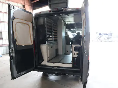 2027 Winnebago Solis photo 2