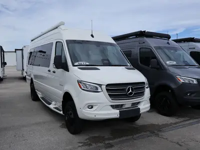 2027 Entegra Coach Insignia exterior