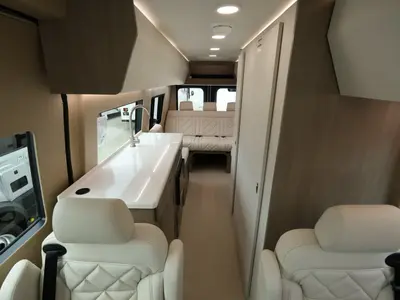 2027 Entegra Coach Insignia photo 5