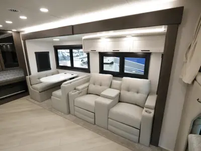 2027 Jayco Seneca photo 18