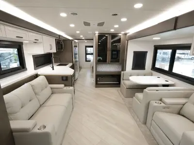 2027 Jayco Seneca photo 5