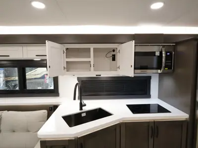 2027 Jayco Seneca photo 14
